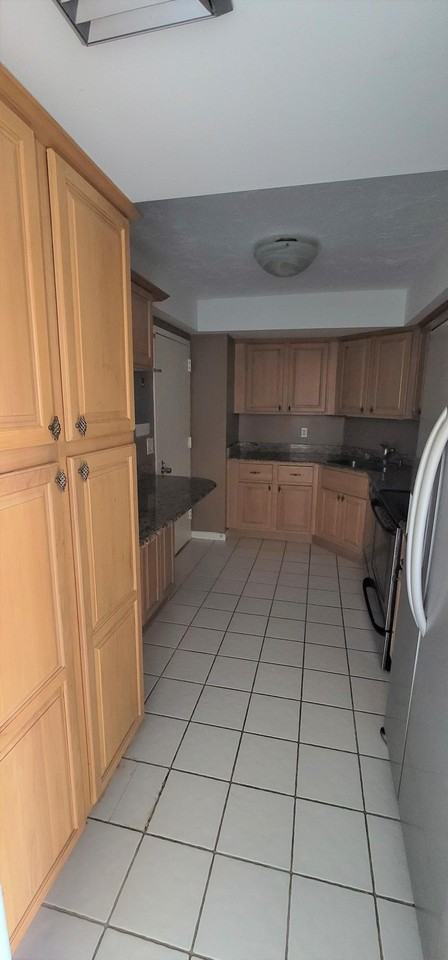 2425 Presidential Way #402 - Photo 2 of 15