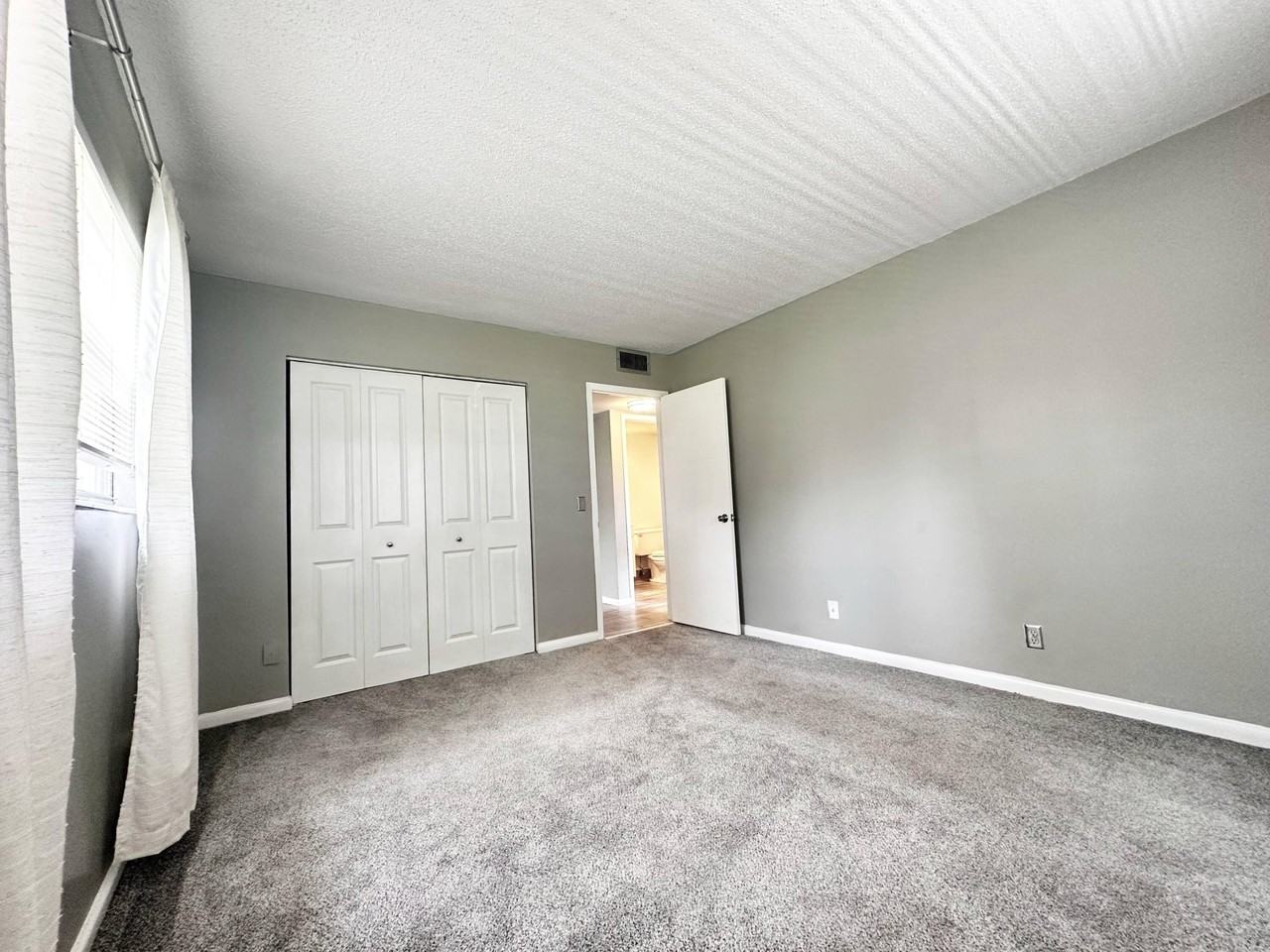 144 Mansfield D #D - Photo 7 of 14