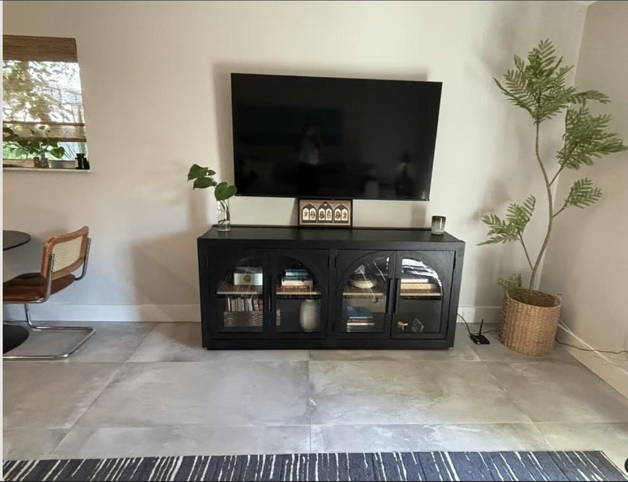 1822 Windsor Dr #1 - Photo 2 of 12
