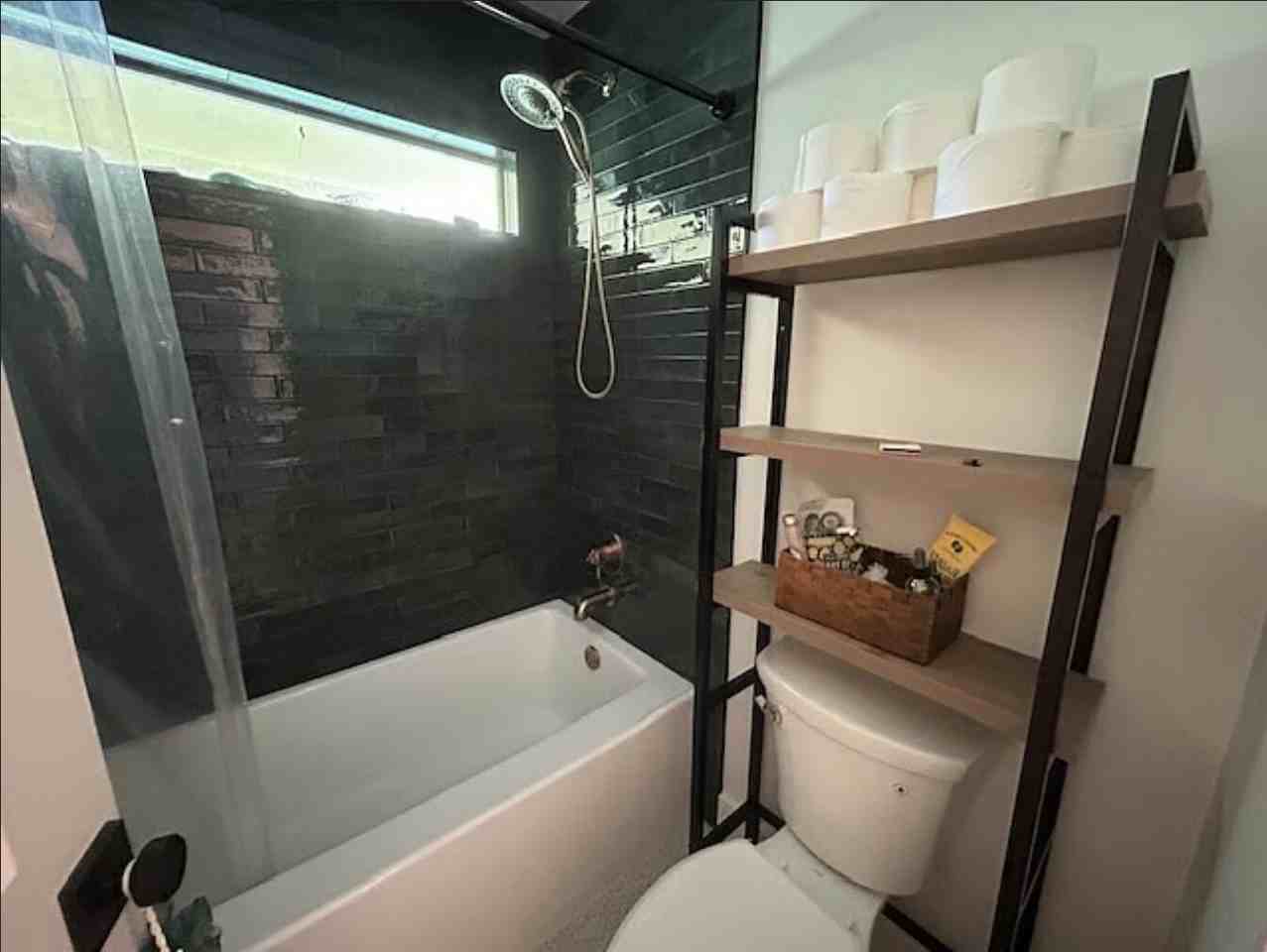 1822 Windsor Dr #1 - Photo 6 of 12