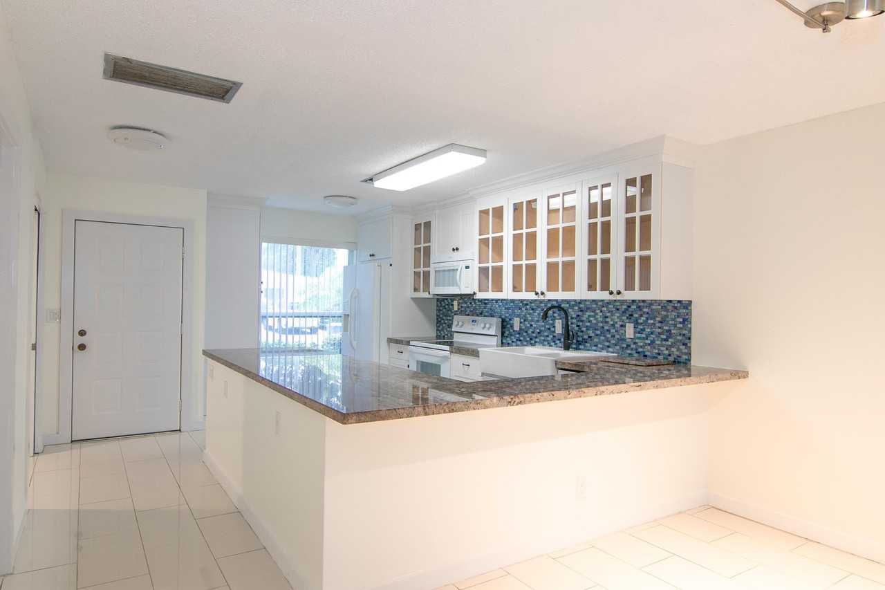 13741 Flora Pl #B - Photo 2 of 34