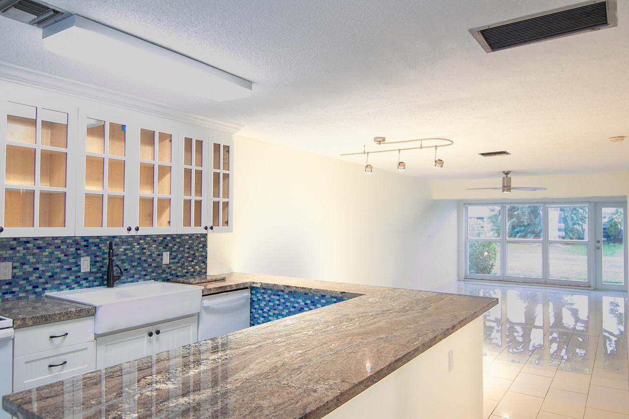 13741 Flora Pl #B - Photo 3 of 34