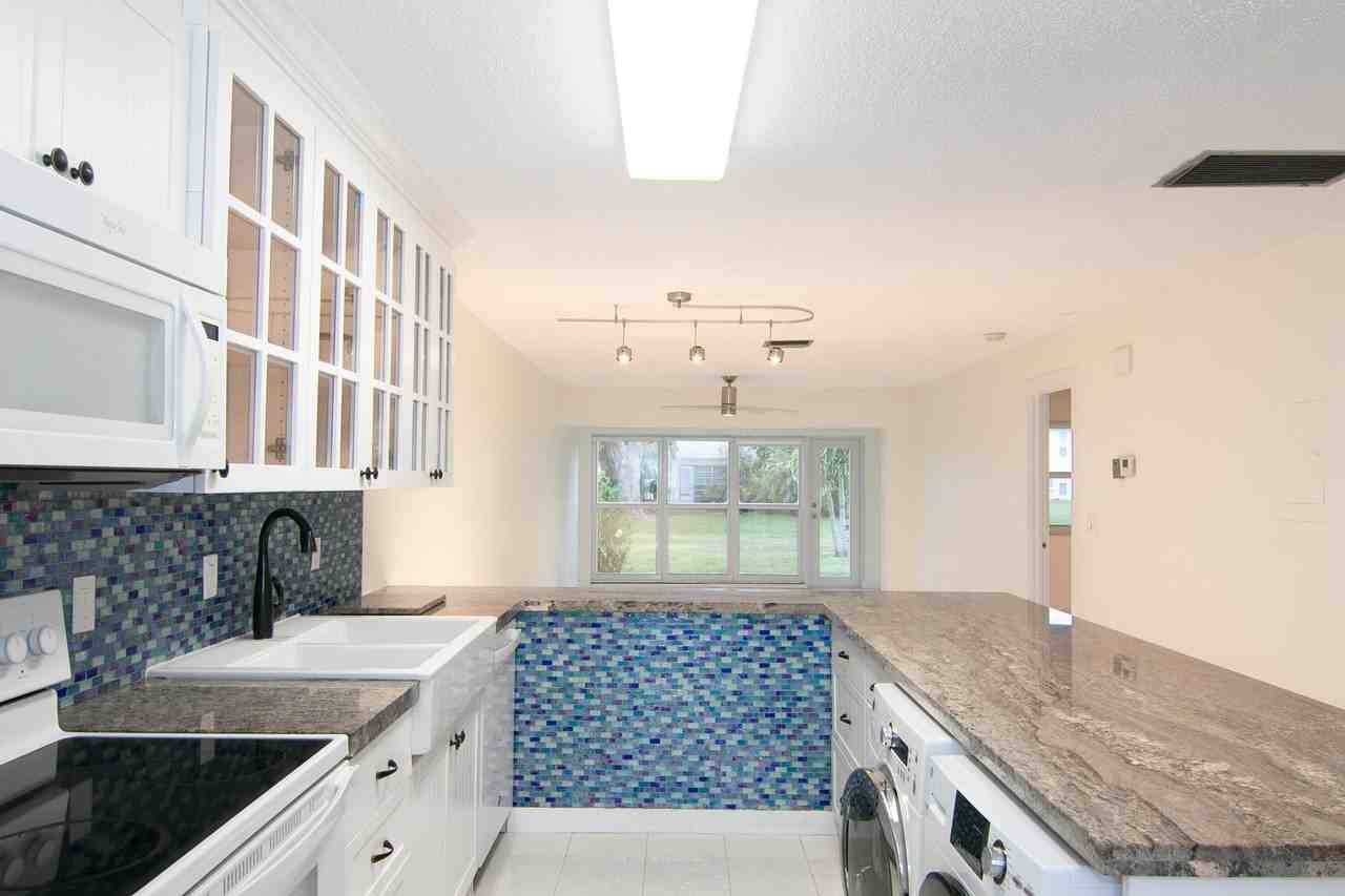 13741 Flora Pl #B - Photo 4 of 34