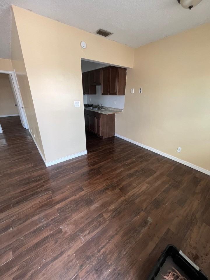 4140 Nw 30th Ter - Photo 6 of 6