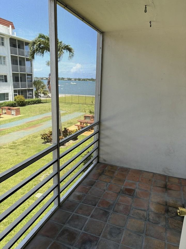 4500 N Flagler Dr #C9 - Photo 2 of 19