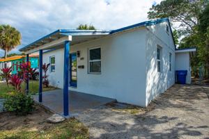featured image of 849 W 2nd St #B