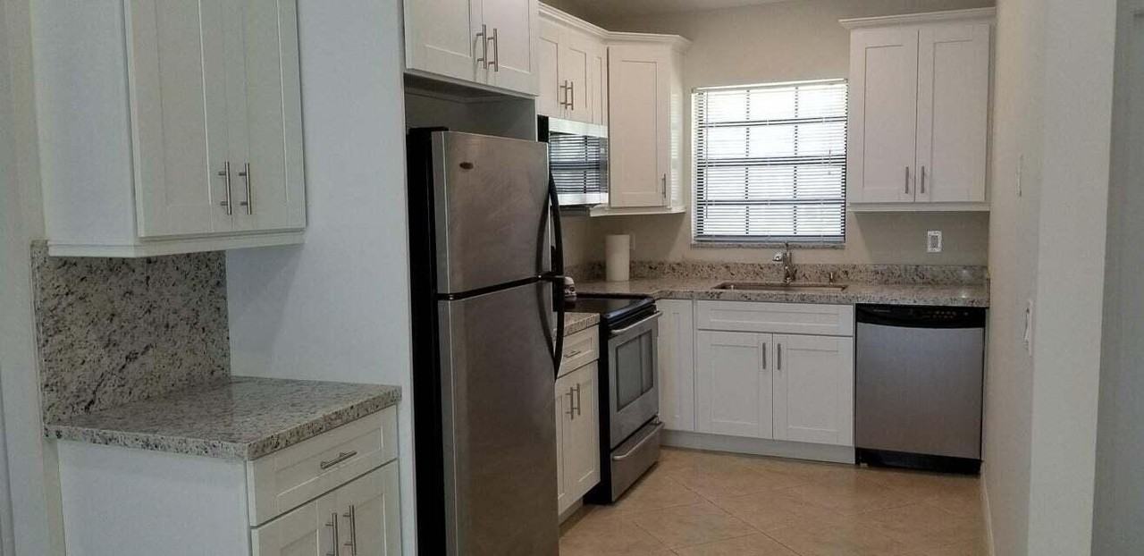 3050 Norwood Pl #N212 - Photo 4 of 4