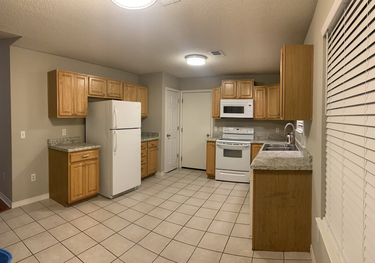 5957 Savannah Dr - Photo 5 of 13