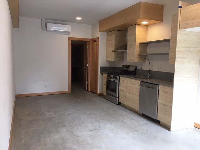 5924 N Albina Ave #5924 - Photo 2 of 12
