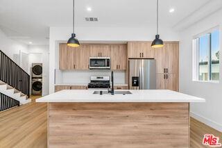 10805 Morrison St #1 - Photo 2 of 8
