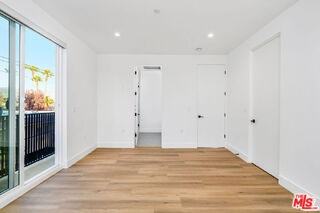 10805 Morrison St #1 - Photo 7 of 8