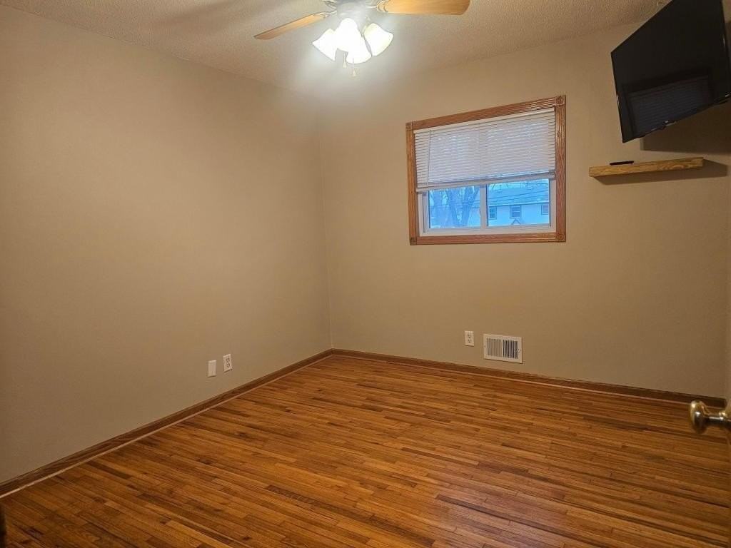 1209 Pearson Pkwy - Photo 7 of 13
