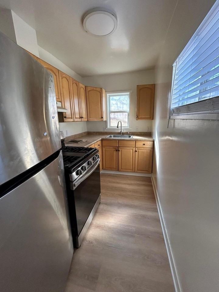 810 E Canon Perdido St #A - Photo 5 of 12