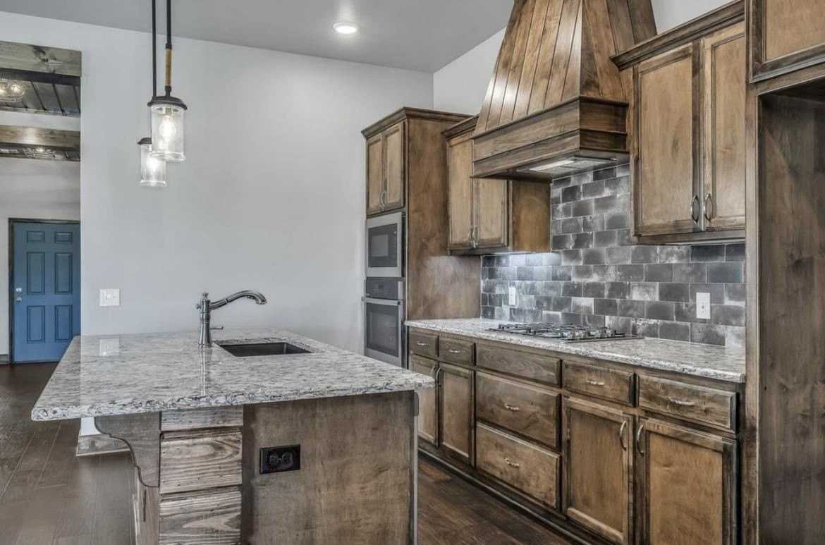 5915 N Emerald - Photo 5 of 23