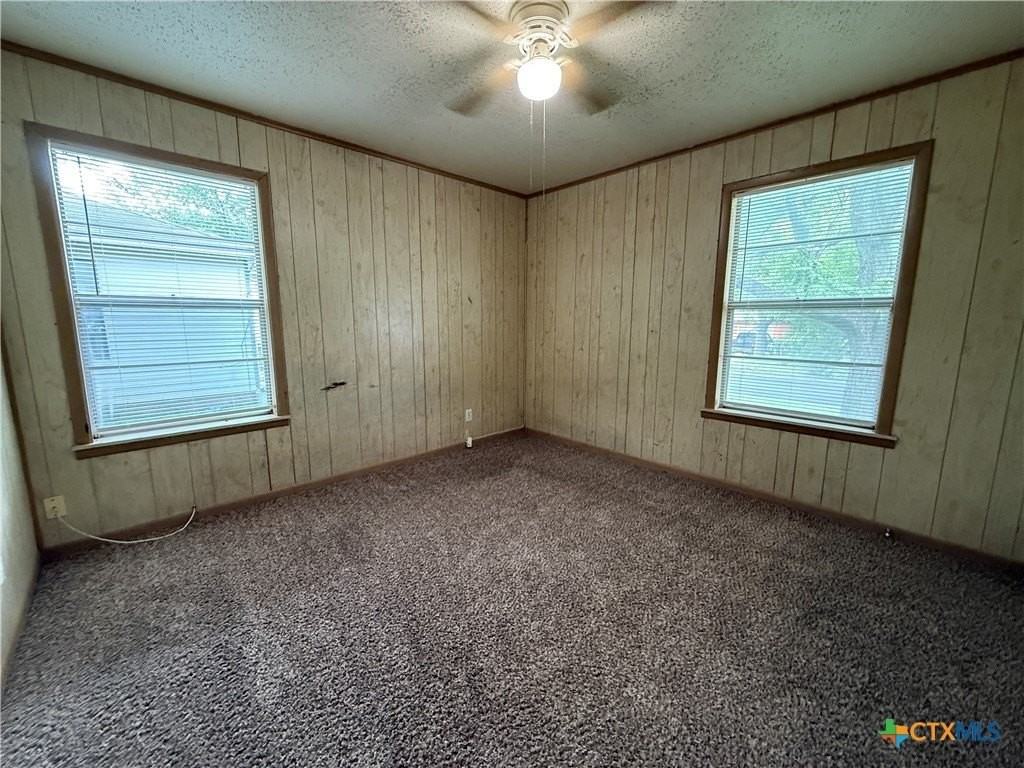 503 E Dean Ave - Photo 6 of 9