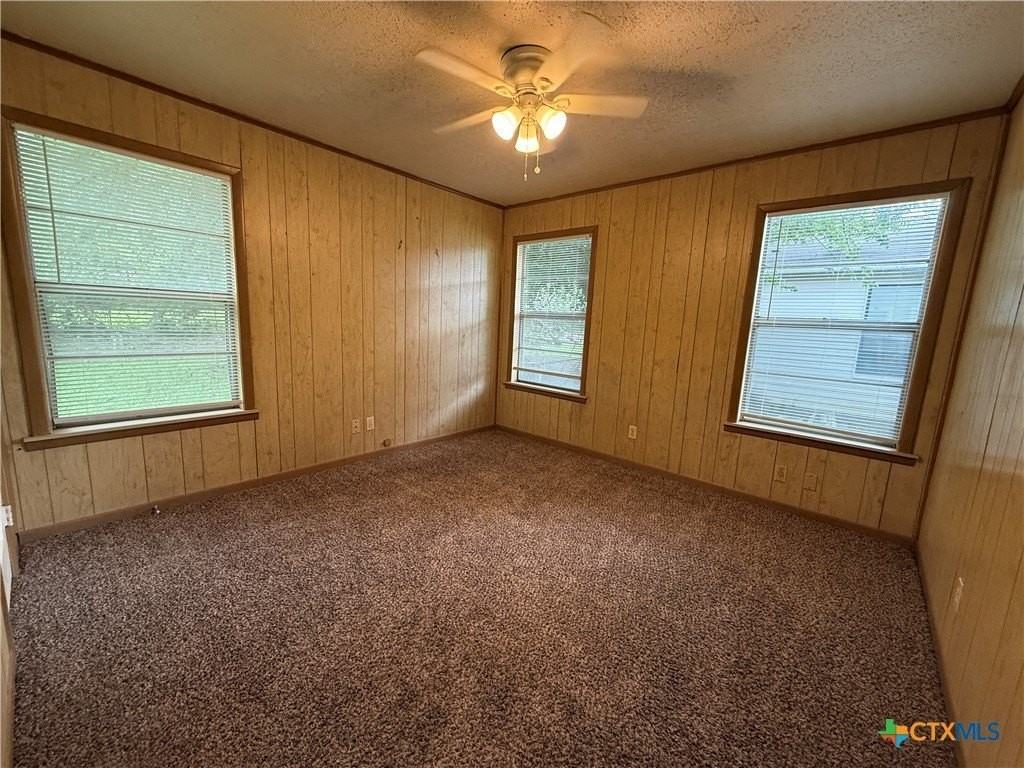 503 E Dean Ave - Photo 7 of 9