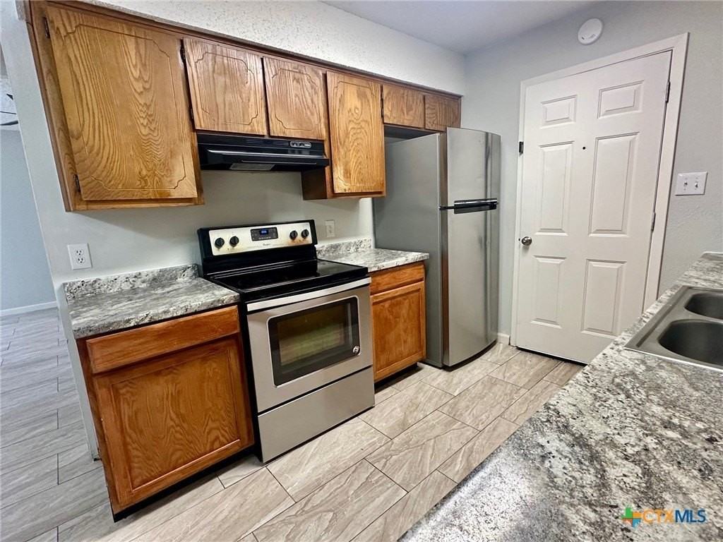 1307 Barbara Dr #B - Photo 6 of 31