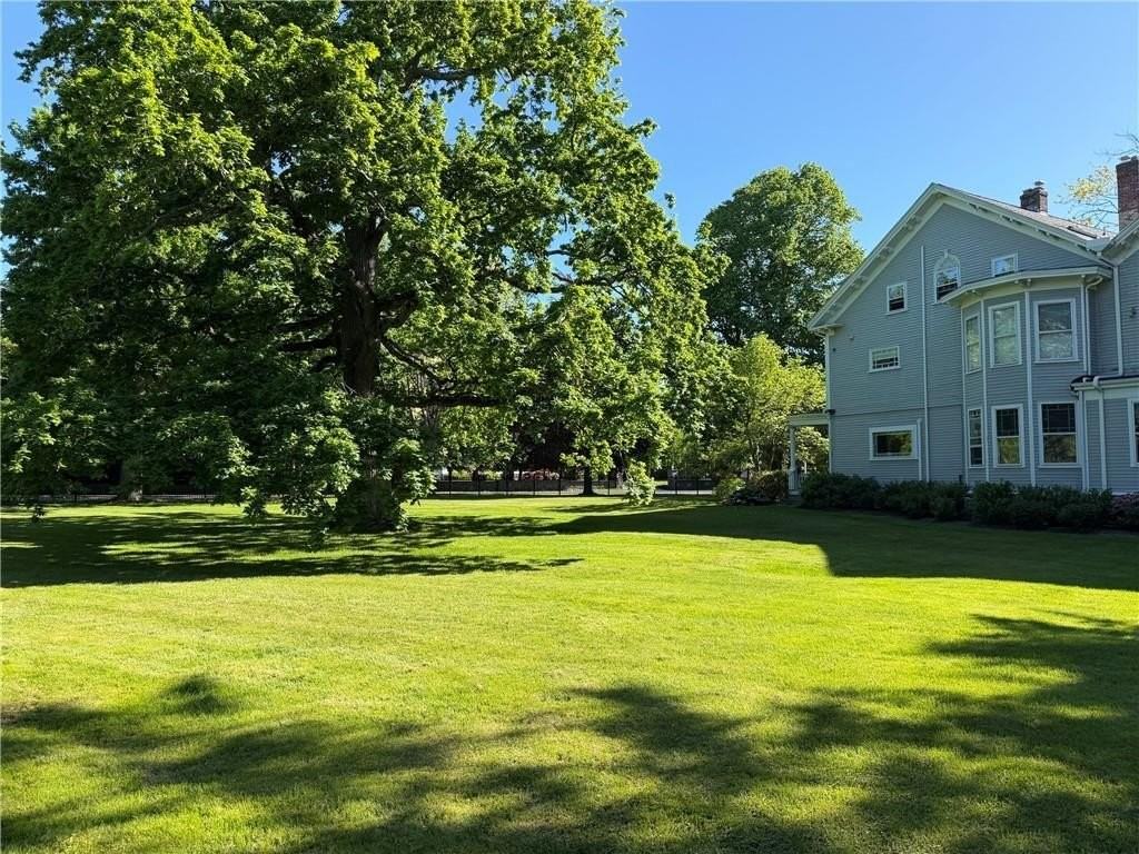 141 Narragansett Ave #2B - Photo 4 of 19