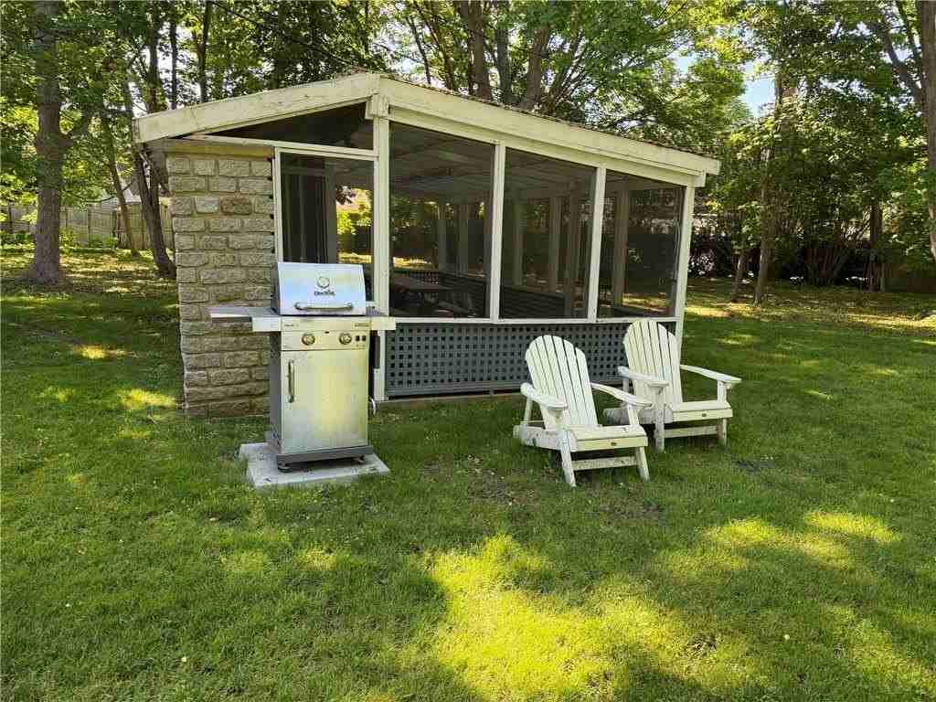 141 Narragansett Ave #2B - Photo 7 of 19