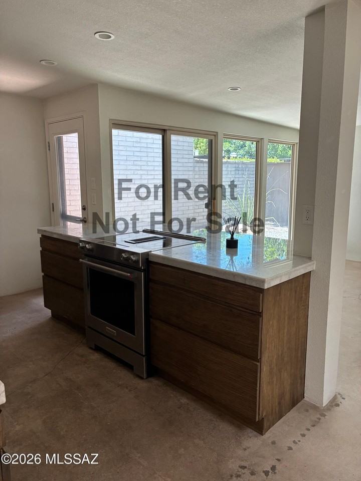 5701 E Glenn St #126 - Photo 6 of 27