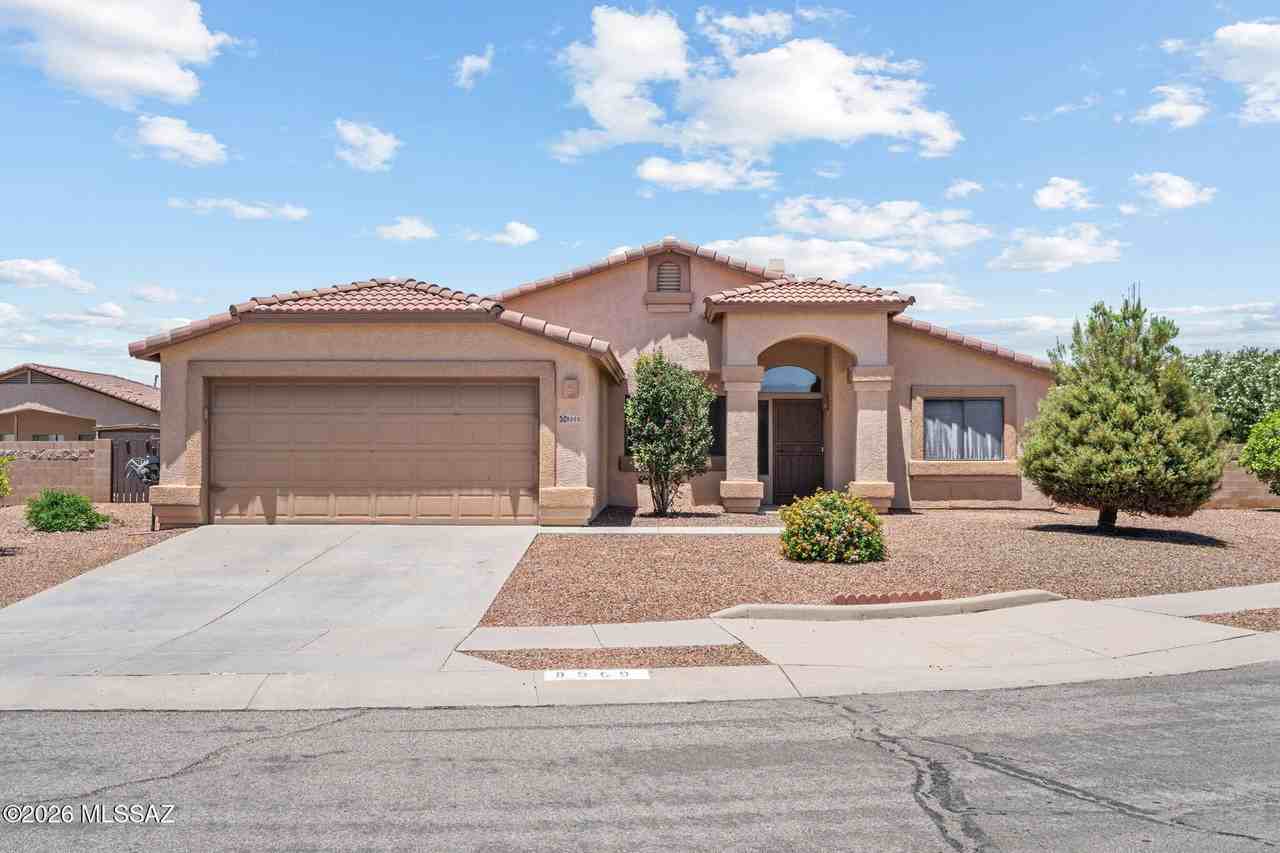 8969 E Martha Root Ct - Photo 2 of 27