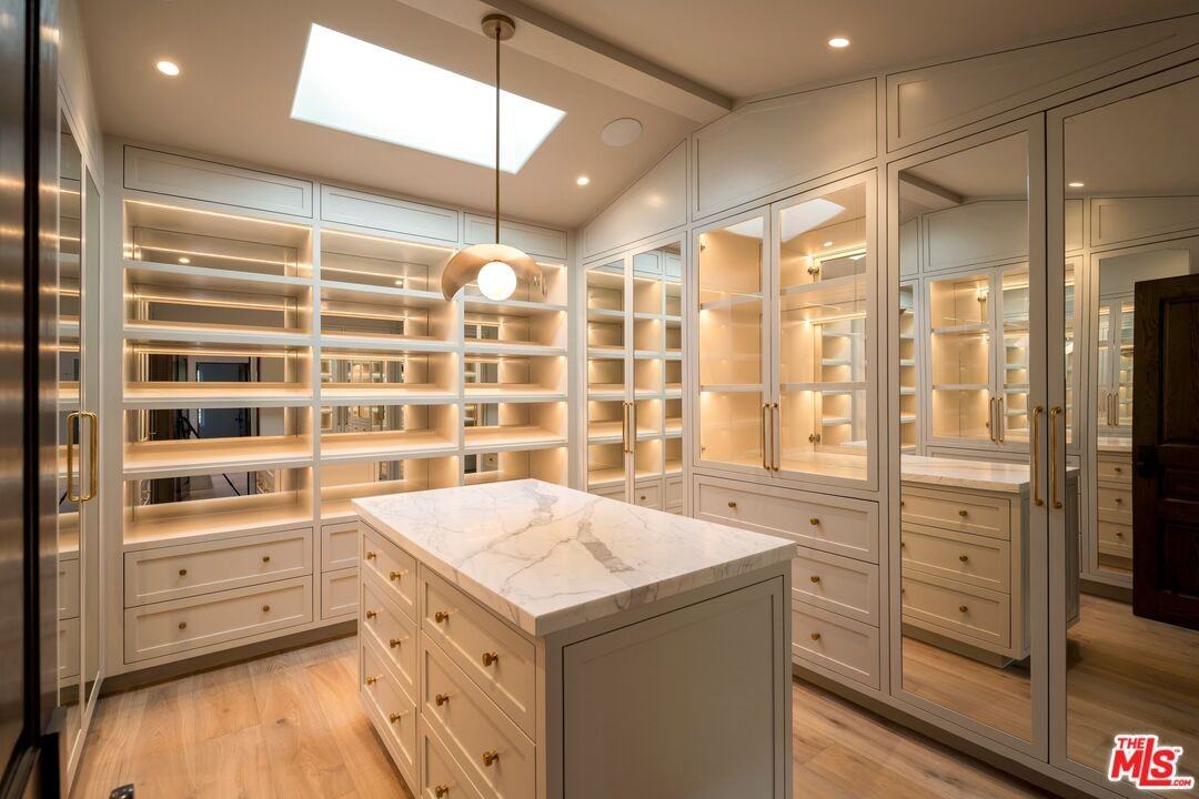 624 N Arden Dr - Photo 5 of 6