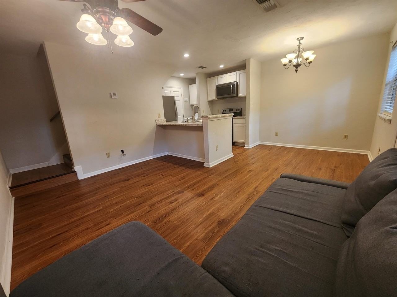 828 W Carolina St Apt 2 - Photo 3 of 26