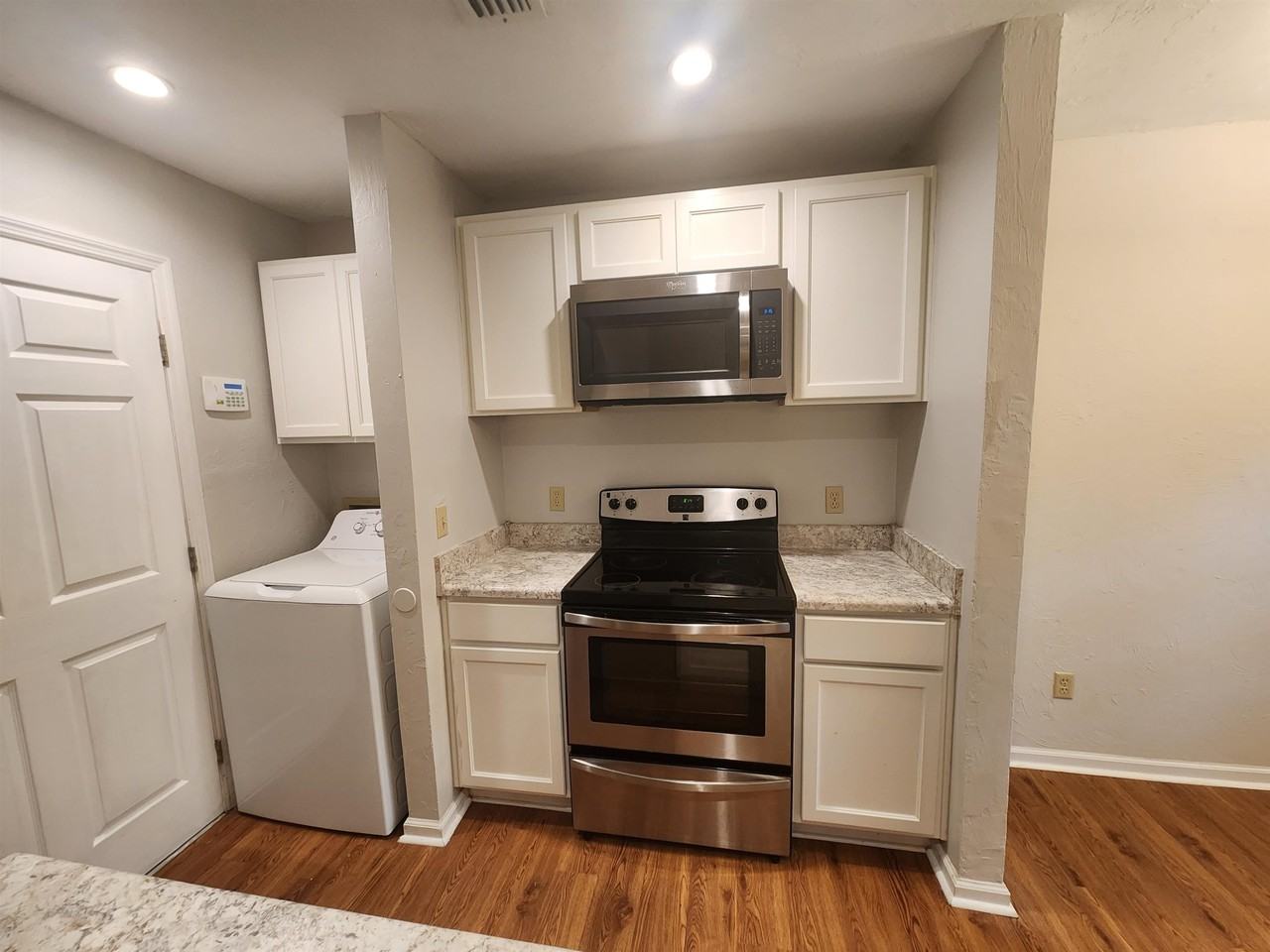 828 W Carolina St Apt 2 - Photo 4 of 26