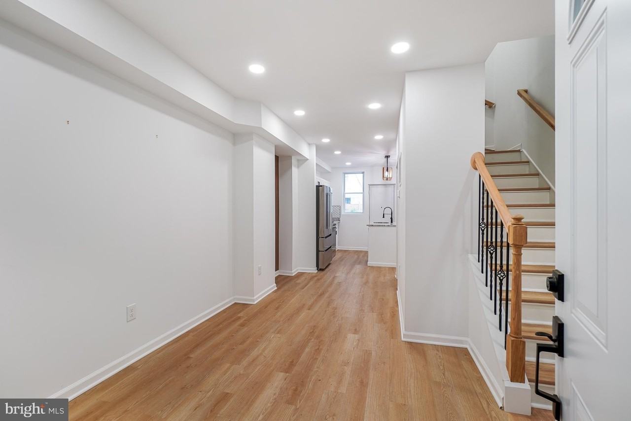 1721 L St Ne - Photo 3 of 30