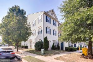 featured image of 2018 Cooper Point Ct