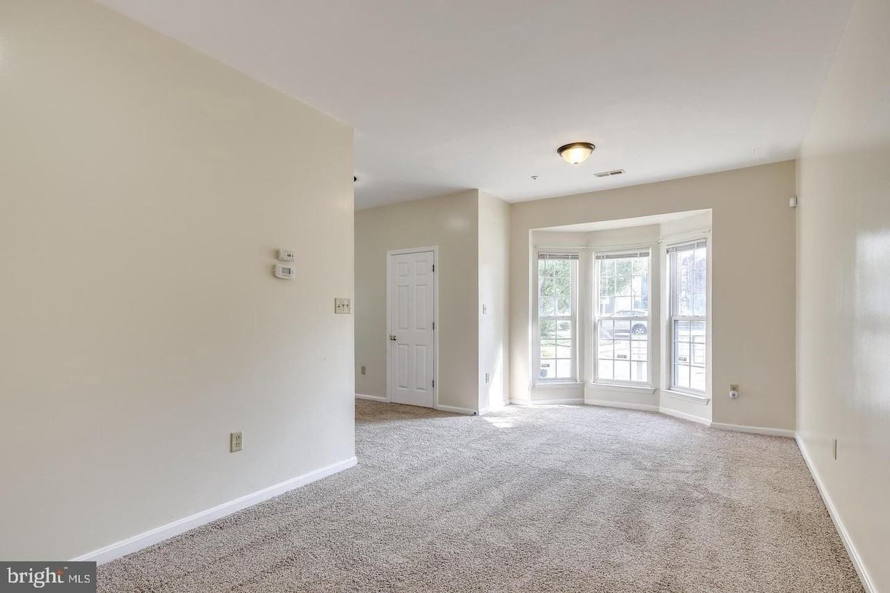 2018 Cooper Point Ct - Photo 3 of 28