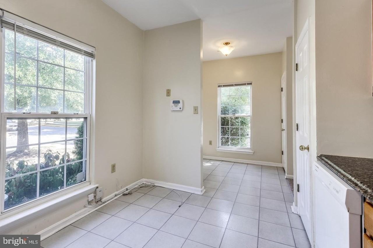 2018 Cooper Point Ct - Photo 7 of 28