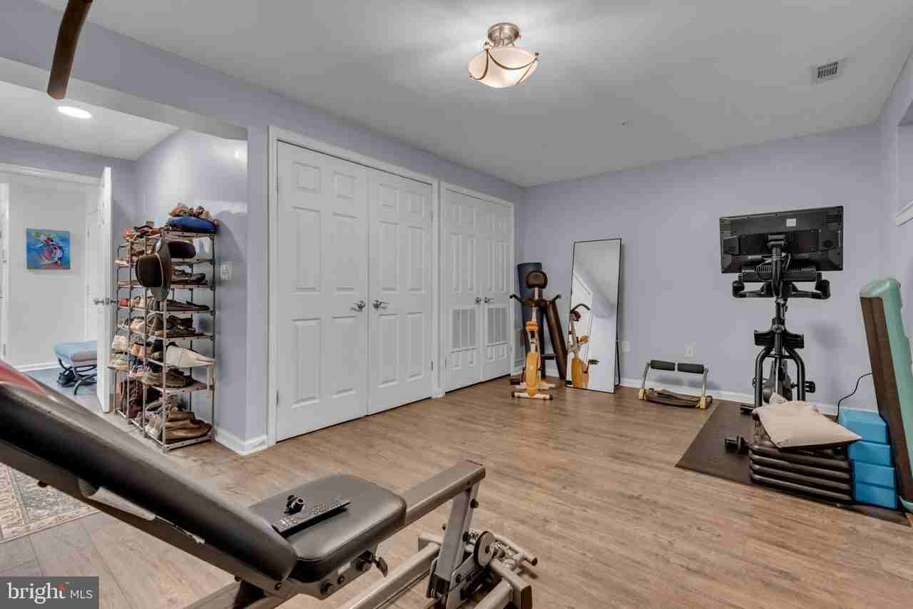 103 Quiet Waters Pl - Photo 6 of 37