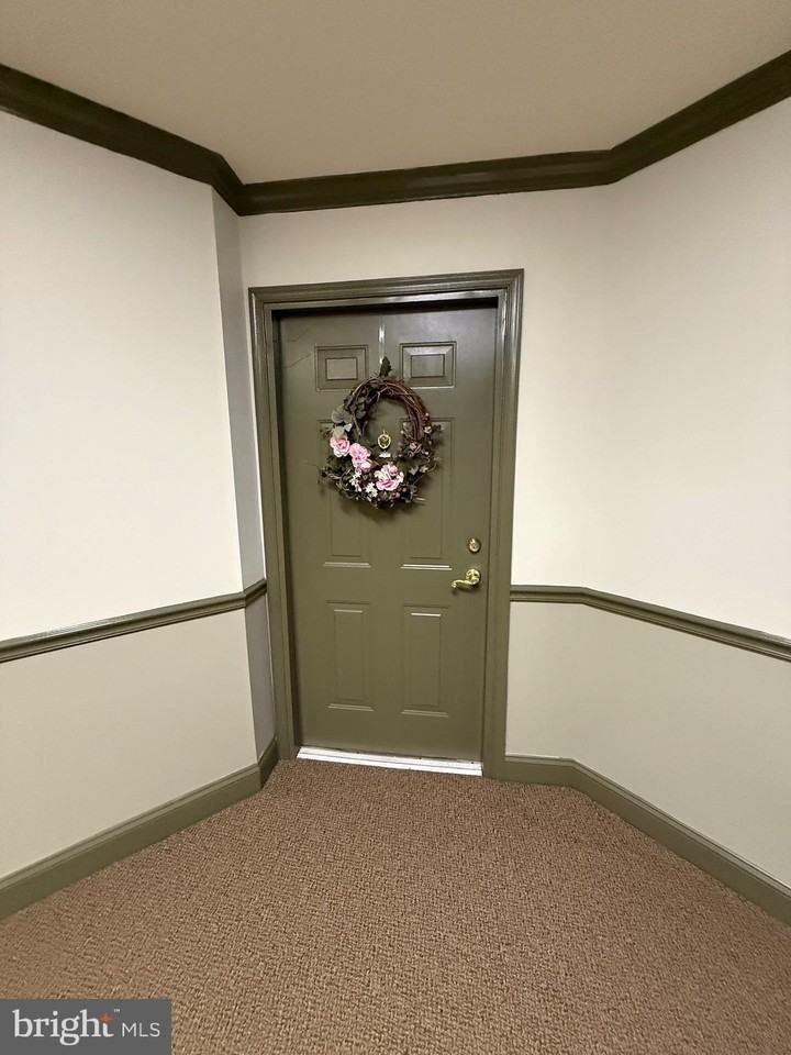 3820 Normandy Dr #3A - Photo 3 of 12