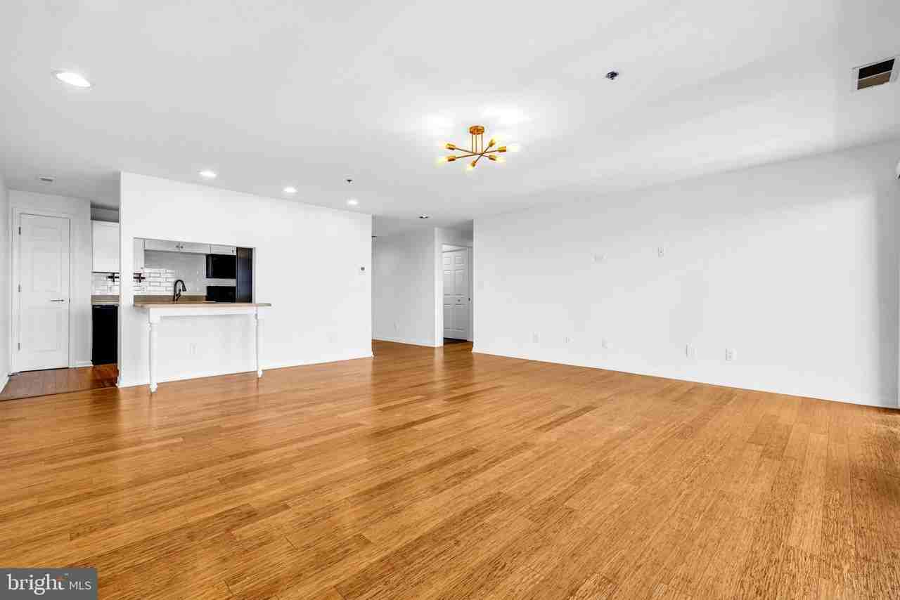 304 Academy St #202 - Photo 6 of 32
