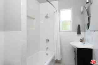 9001 Phyllis Ave - Photo 1 of 1