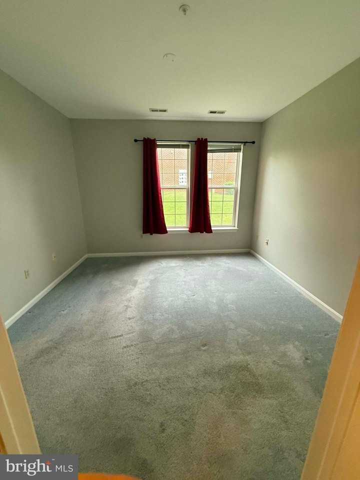 8204 Blue Heron Dr #1C - Photo 6 of 8