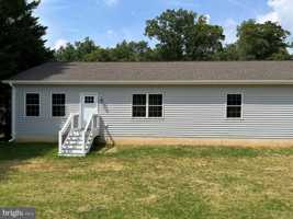 featured image of 2114 Moorland Dr