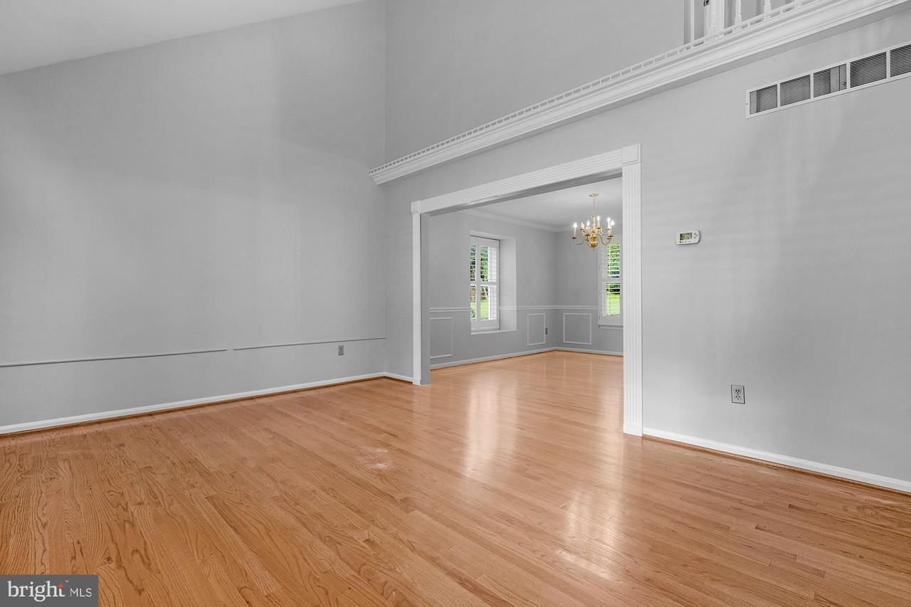 3034 Pebble Beach Dr - Photo 4 of 28