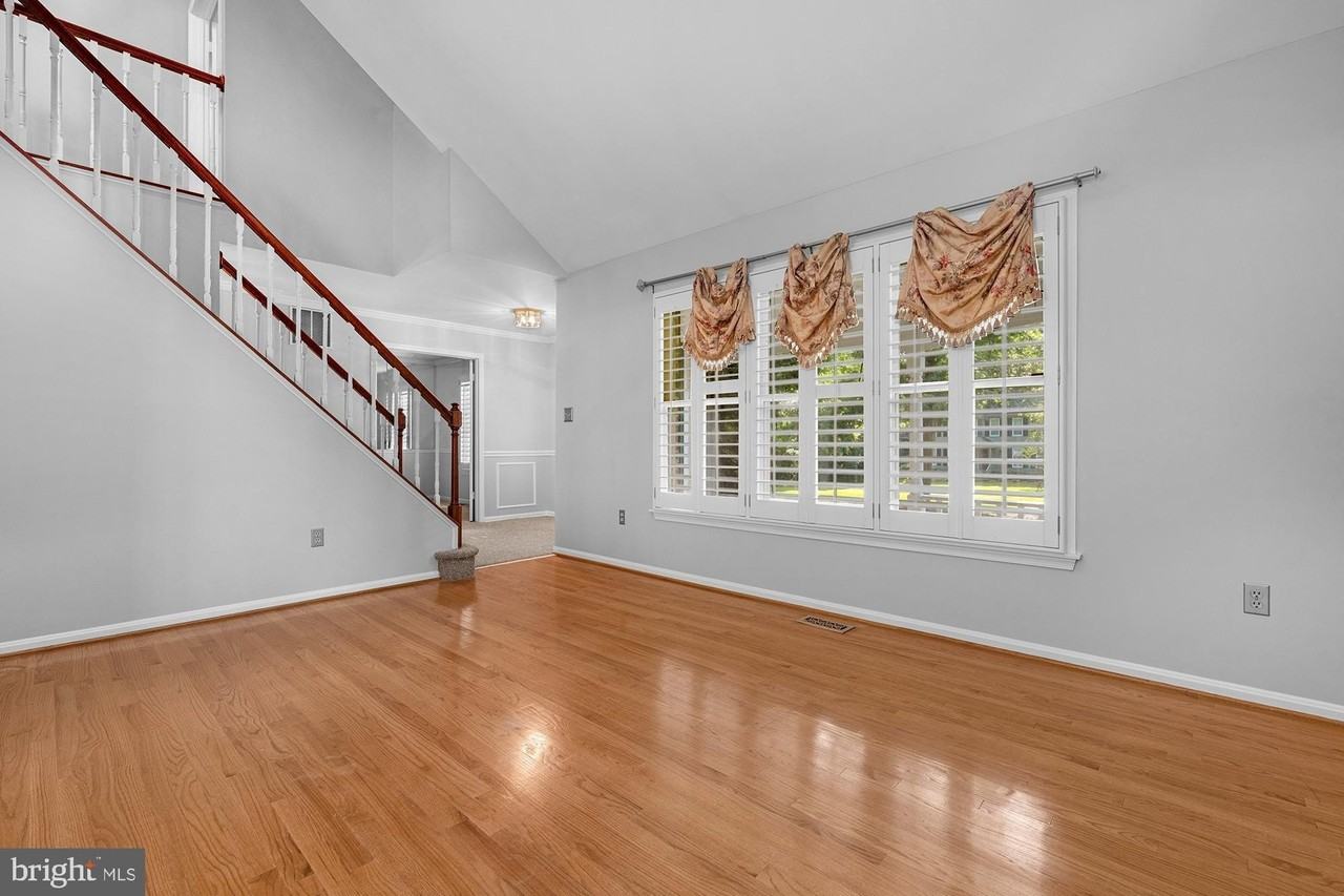 3034 Pebble Beach Dr - Photo 5 of 28