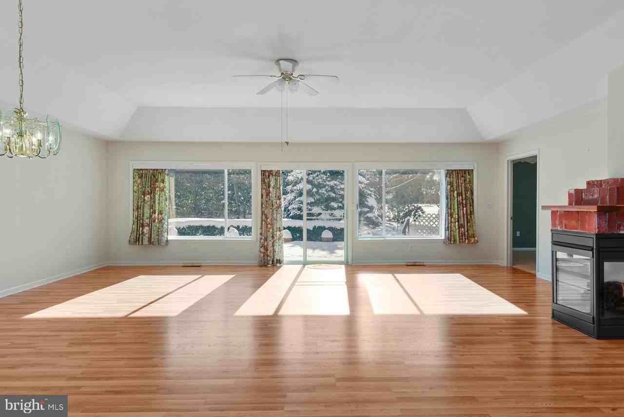 105 Dogwood Dr - Photo 5 of 9