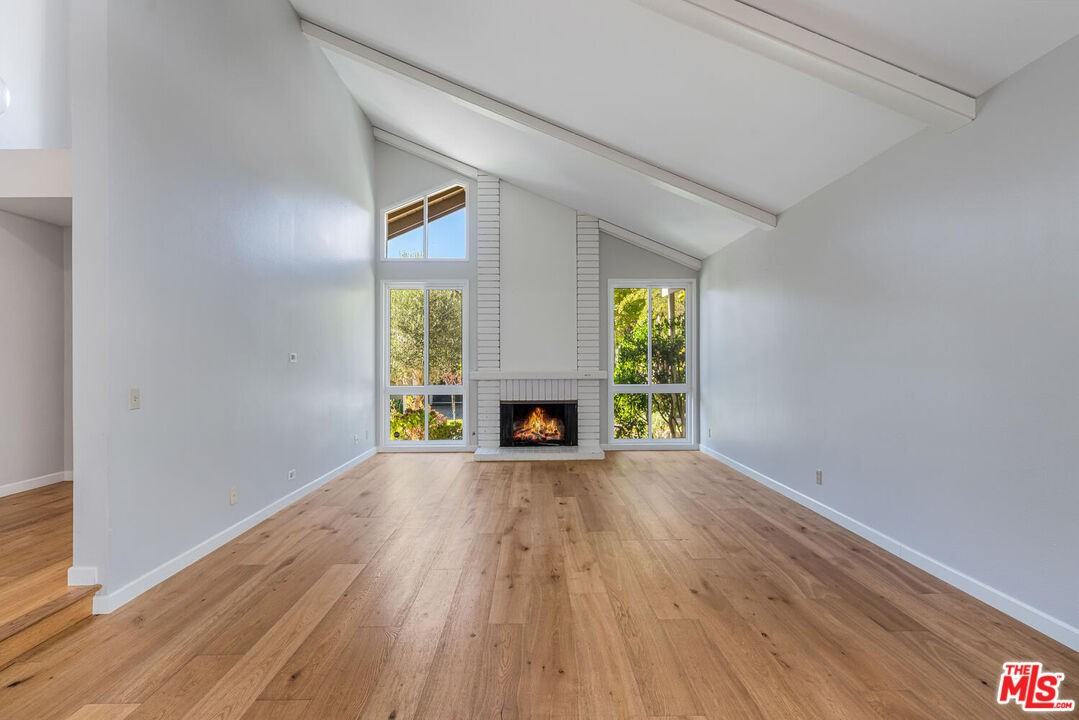 1316 Avenida De Cortez - Photo 2 of 8