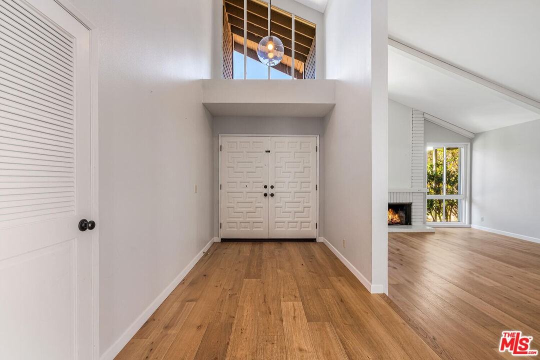 1316 Avenida De Cortez - Photo 3 of 8