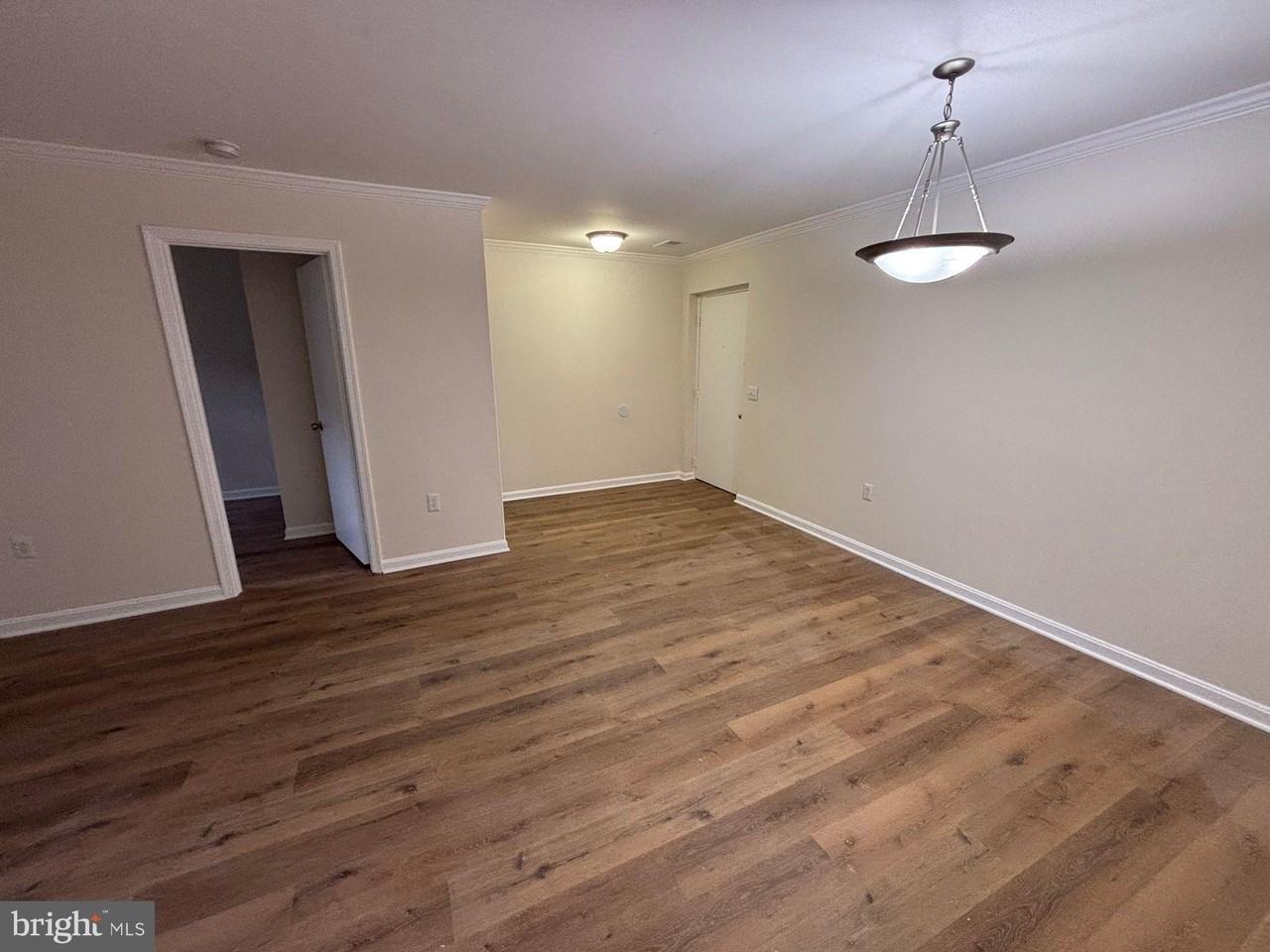 18318 Streamside Dr #202 - Photo 4 of 10