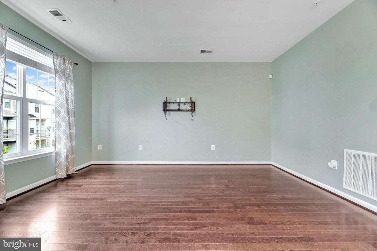 5502 Capital Gateway Dr #418 - Photo 7 of 26