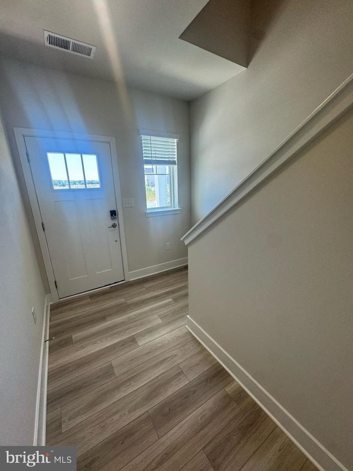 1684 Lake Placid Dr - Photo 7 of 9