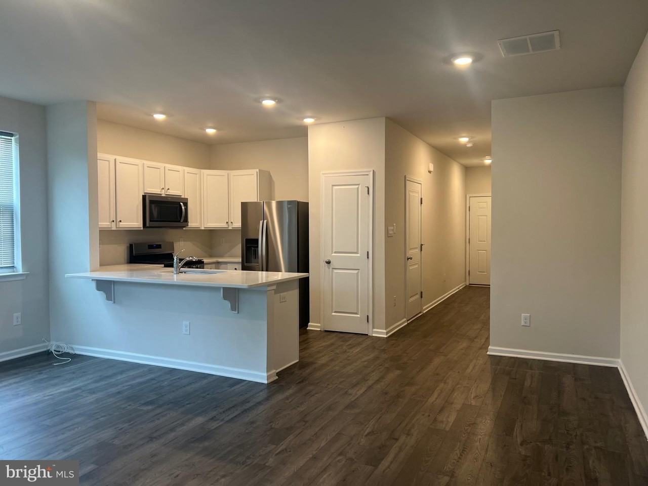 106 Sickler Ct - Photo 7 of 16