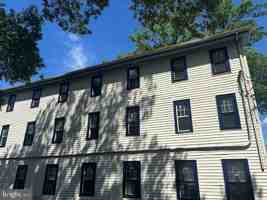 featured image of 166 East Ave #E