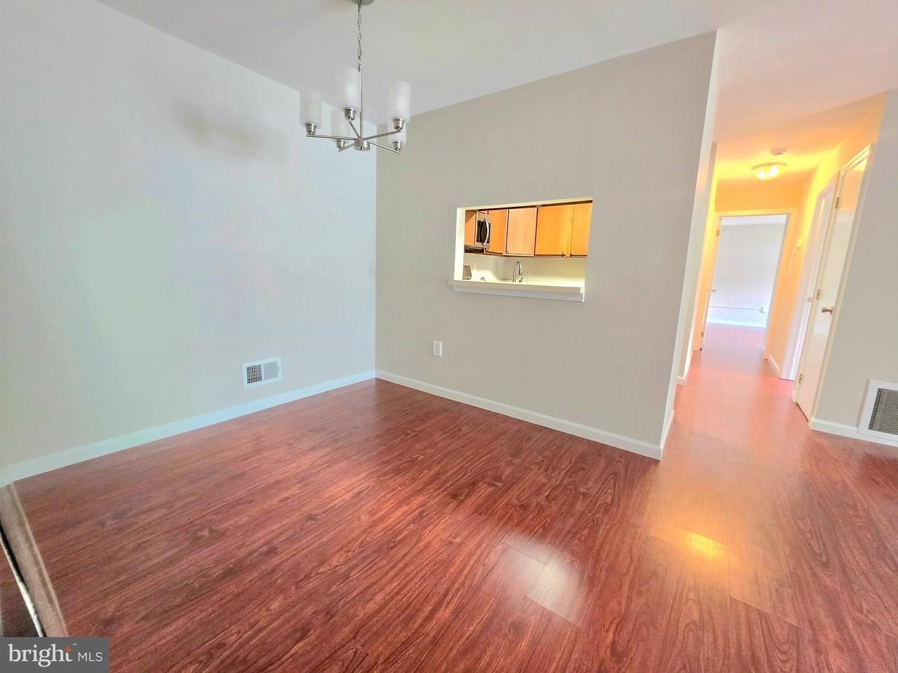24 Coral Tree Ct - Photo 6 of 17