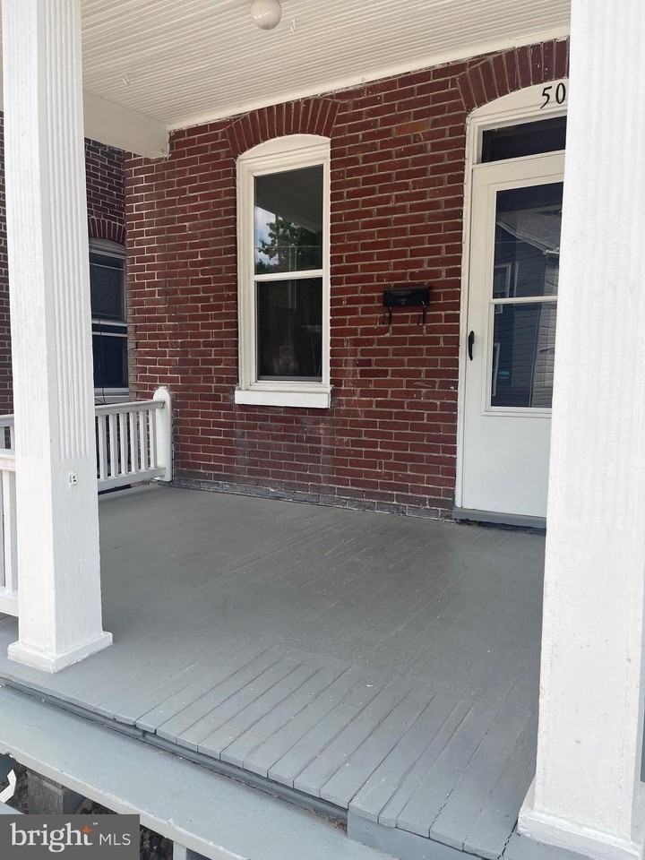 50 W Water St - Photo 2 of 17
